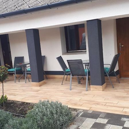 Eden Apartman Hajdúszoboszló Exterior foto
